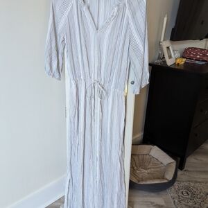 GAP Black and White Striped Garment